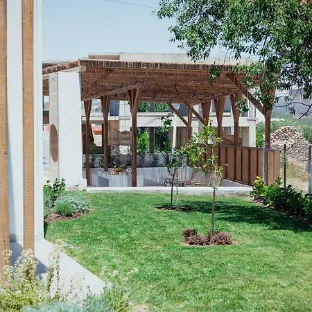 Apartment Kipos Suites #2 Near The
